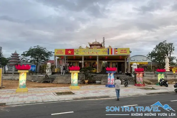 Khám Phá Chùa Hải Vân Đà Nẵng: Lịch Sử, Kiến Trúc Và Hướng Dẫn Tham Quan Khám Phá Chùa Hải Vân Đà Nẵng: Lịch Sử, Kiến Trúc Và Hướng Dẫn Tham Quan