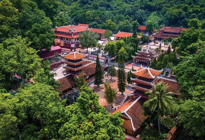 Chùa Hương Có Từ Bao Giờ? Hành Trình Lịch Sử Hơn 900 Năm