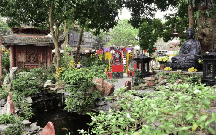 Chùa Mật Tông Việt Nam: 3 Ngôi Chùa Đặc Sắc Về Kiến Trúc Và Tâm Linh Chùa Mật Tông Việt Nam: 3 Ngôi Chùa Đặc Sắc Về Kiến Trúc Và Tâm Linh