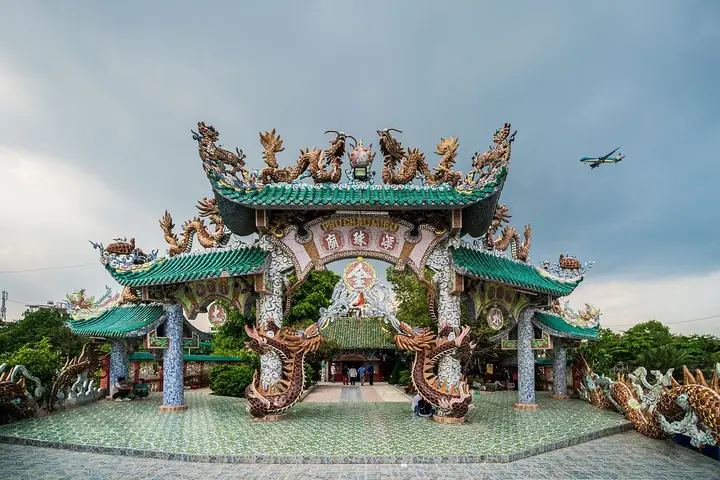 Chùa Miếu Nội Quán Gò Vấp Là Gì? Tổng Quan Về Địa Danh Lịch Sử Chùa Miếu Nội Quán Gò Vấp Là Gì? Tổng Quan Về Địa Danh Lịch Sử
