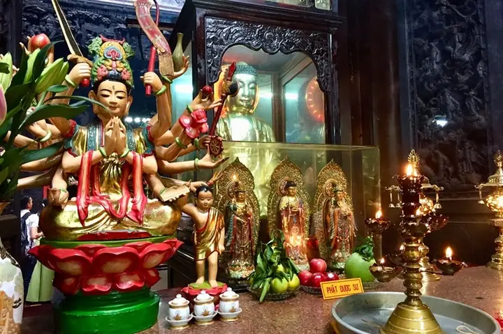 Top 5 Chùa Nổi Tiếng Ở Quận 1: Điểm Tâm Linh Không Thể Bỏ Qua