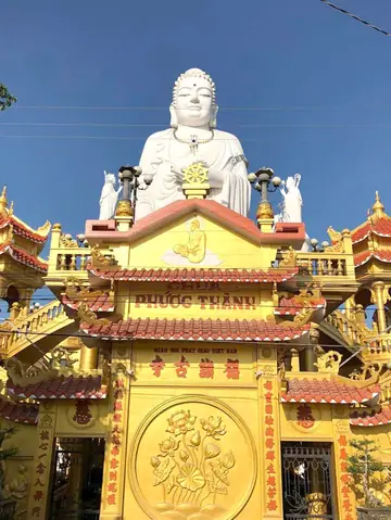 Chùa Ở Chợ Mới An Giang: Khám Phá Kiến Trúc Và Văn Hóa Tâm Linh