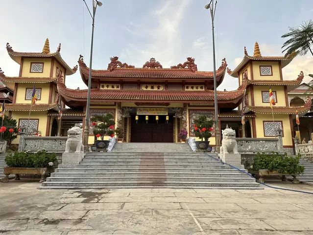 Chùa Ở Di Linh Lâm Đồng: Top 10 Địa Điểm Thiêng Liêng Đáng Tham Quan