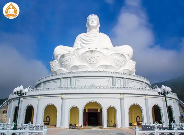 Khám Phá 638 Bậc Thang Chùa Ông Núi – Hướng Dẫn Du Khách