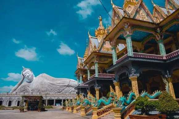 Chùa Som Rong: Tượng Phật Nằm Lớn Nhất Việt Nam Ở Sóc Trăng