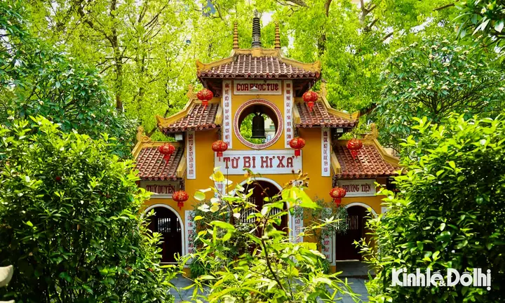 Chùa Quán Sứ Hồ Xuân Hương: Lịch Sử, Kiến Trúc & Hướng Dẫn Tham Quan Chùa Quán Sứ Hồ Xuân Hương: Lịch Sử, Kiến Trúc & Hướng Dẫn Tham Quan