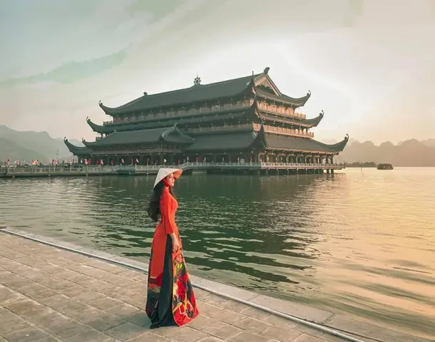 Chùa Tam Chúc: Vị Trí, Dịch Vụ Và Trải Nghiệm Tham Quan Toàn Diện