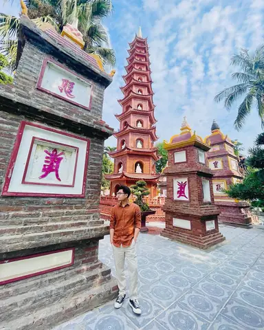 Khám Phá Giờ Mở Cửa Và Mẹo Tham Quan Chùa Trấn Quốc Hiệu Quả