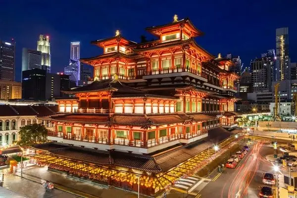 Review Chùa Xá Lợi Răng Phật Singapore: Trải Nghiệm Thực Tế & Mẹo Tham Quan