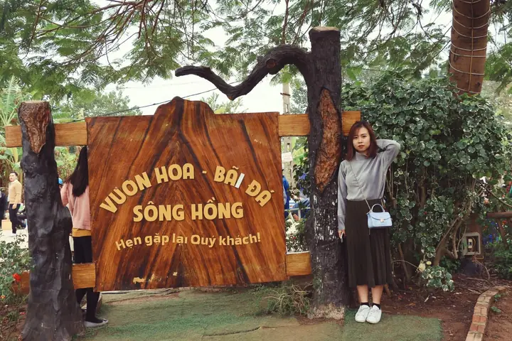 Hướng Dẫn Chụp Ảnh Bãi Đá Sông Hồng: Kỹ Thuật Và Mẹo