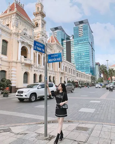 Hướng Dẫn Chi Tiết Cách Chụp Ảnh Trên Phố Đi Bộ Đẹp Mắt