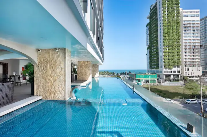 Review Chi Tiết Cicilia Hotel And Spa Đà Nẵng: Lựa Chọn 4 Sao Gần Biển Trung Bình