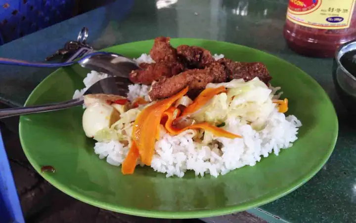Cẩm Nang Thưởng Thức Cơm Cá Kho Tộ Hà Nội: Từ Truyền Thống Đến Bữa Ăn Hoàn Hảo Cẩm Nang Thưởng Thức Cơm Cá Kho Tộ Hà Nội: Từ Truyền Thống Đến Bữa Ăn Hoàn Hảo