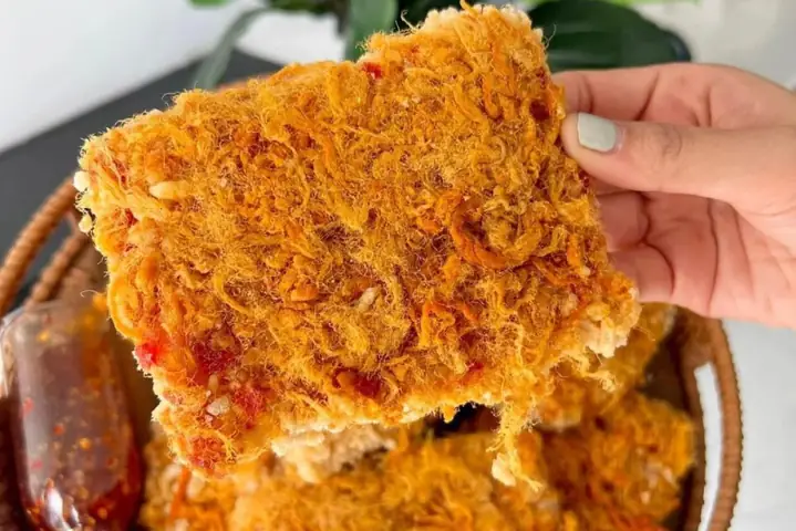 Đánh Giá Chi Tiết Cơm Cháy Chà Bông: Món Ăn Đường Phố "gây Nghiện" Nên Thử Khi Du Lịch Việt Nam