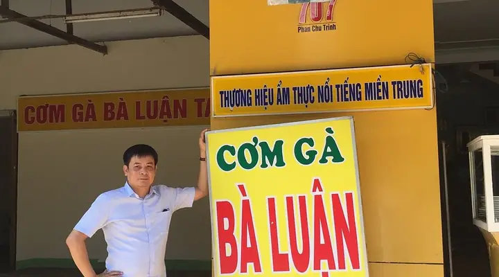 Khám Phá Cơm Gà Bà Luận – Địa Chỉ, Thực Đơn Và Bí Quyết Hấp Dẫn Khám Phá Cơm Gà Bà Luận – Địa Chỉ, Thực Đơn Và Bí Quyết Hấp Dẫn