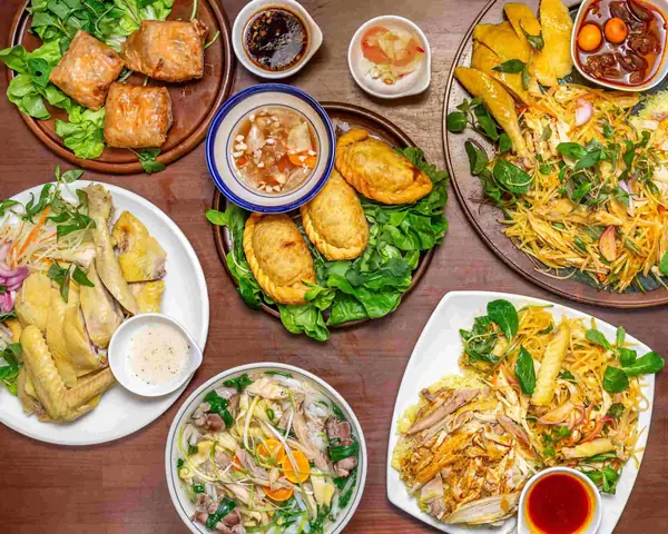 Cơm Gà Bà Nga Hội An: Đánh Giá Chi Tiết Và Lời Khuyên Thực Tế Cơm Gà Bà Nga Hội An: Đánh Giá Chi Tiết Và Lời Khuyên Thực Tế
