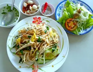 Khám Phá Cơm Gà Hải Nam: Địa Chỉ, Thực Đơn & Giá Tốt Nhất