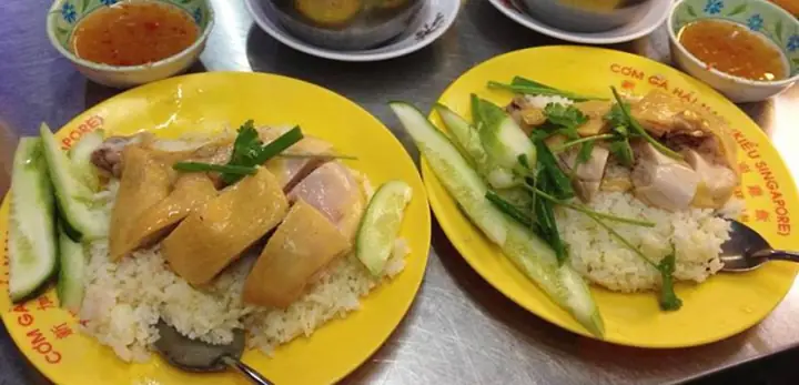 Đánh Giá Chi Tiết Quán Cơm Gà Hải Nam Nguyễn Tri Phương: Trải Nghiệm Ẩm Thực Đậm Chất Sài Gòn