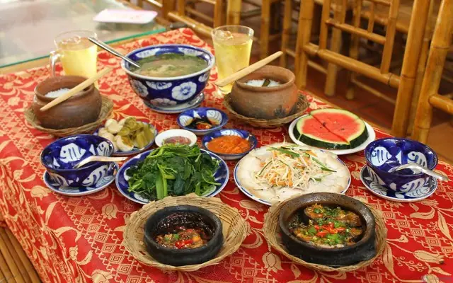 Khám Phá Cơm Niêu Rau Tập Tàng – Địa Chỉ, Menu & Giá Vũng Tàu Khám Phá Cơm Niêu Rau Tập Tàng – Địa Chỉ, Menu & Giá Vũng Tàu