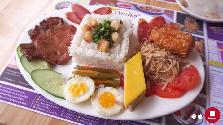 Đánh Giá & Địa Chỉ Cơm Tấm Cali – Địa Điểm Ăn Trưa Văn Phòng