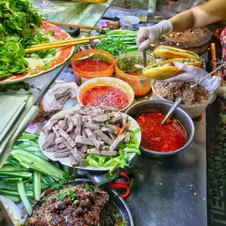Top 10 Quán Cơm Tấm Ngon Ở Sài Gòn: Đánh Giá Chi Tiết Nhất