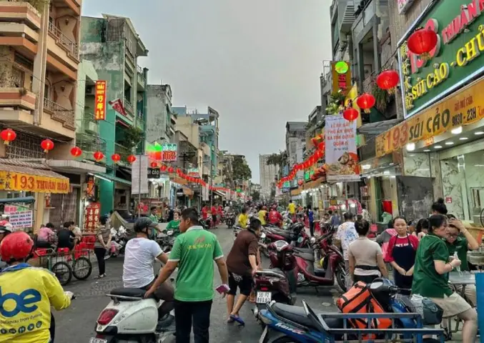 Khám Phá 5 Con Đường Ăn Uống Quận 5 Đặc Sắc Nhất Khám Phá 5 Con Đường Ăn Uống Quận 5 Đặc Sắc Nhất