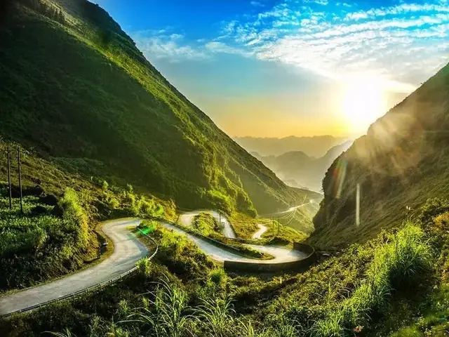 Con Đường Hạnh Phúc Hà Giang: Lịch Sử & Vẻ Đẹp