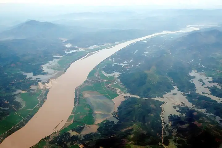 Khám Phá 10 Con Sông Dài Nhất Việt Nam Cho Người Yêu Thiên Nhiên Khám Phá 10 Con Sông Dài Nhất Việt Nam Cho Người Yêu Thiên Nhiên