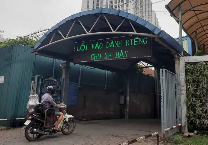 Hướng Dẫn Chi Tiết Cổng C10 Bến Xe Nước Ngầm Cho Người Mới Hướng Dẫn Chi Tiết Cổng C10 Bến Xe Nước Ngầm Cho Người Mới