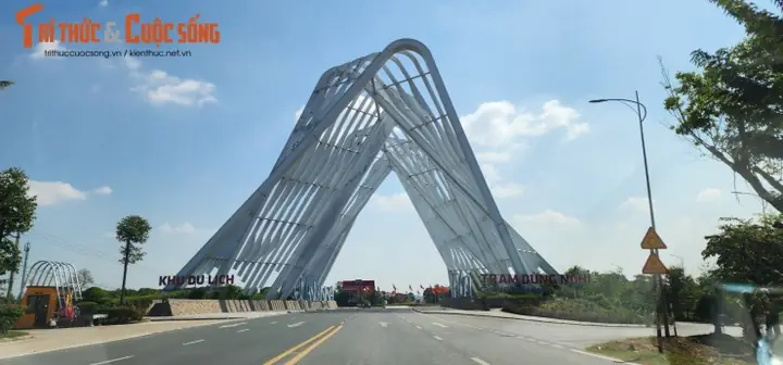 Khám Phá Quảng Ninh Gate: Hướng Dẫn Du Lịch Cho Gia Đình Khám Phá Quảng Ninh Gate: Hướng Dẫn Du Lịch Cho Gia Đình