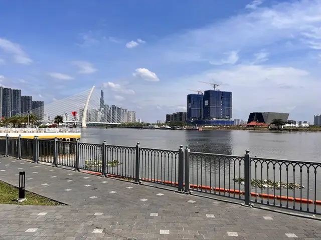 Công Viên Bờ Sông Sài Gòn: Không Gian Xanh Mát Giữa Lòng Thành Phố
