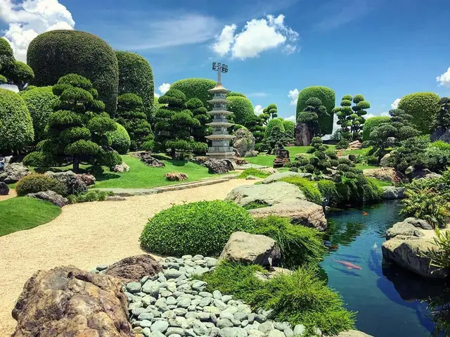 Công Viên Cá Koi Rin Rin Park: Trải Nghiệm Vườn Nhật