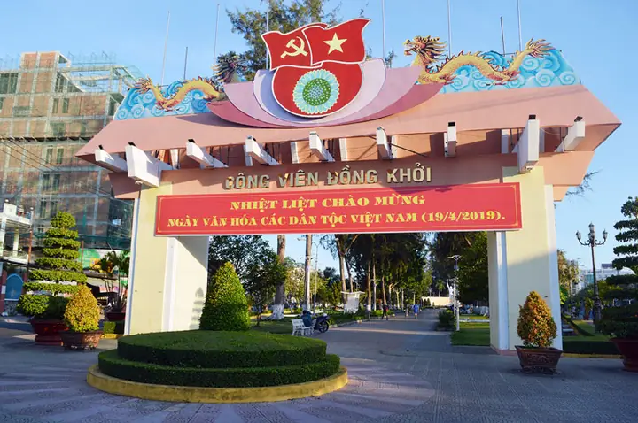 Công Viên Đồng Khởi Bến Tre: Hướng Dẫn Chi Tiết Địa Điểm Giải Trí & Nghỉ Dưỡng