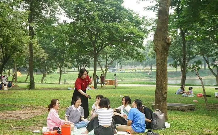 Đánh Giá Chi Tiết Công Viên Núi Thúy Ninh Bình: Trải Nghiệm Gì?