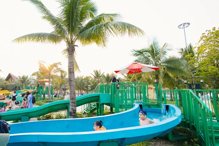 Đánh Giá Chi Tiết Công Viên Nước Vinwonders Ocean Park 3: Trải Nghiệm Giải Nhiệt Đỉnh Cao Gần Hà Nội