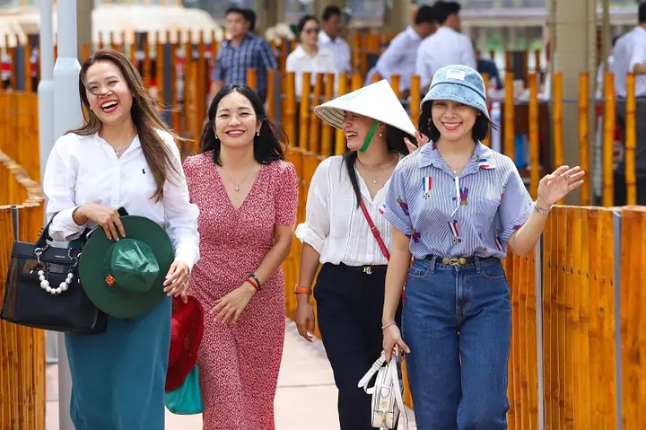 Cẩm Nang Công Viên Sinh Thái Hóc Môn: Khám Phá Điểm Hẹn Xanh Mới Của Sài Gòn