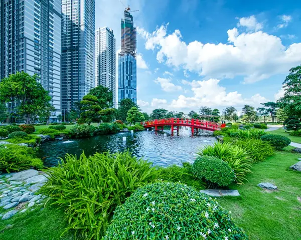 Công Viên Toà Nhà 81 Tầng: Địa Điểm, Cách Đến Và Trải Nghiệm Du Lịch