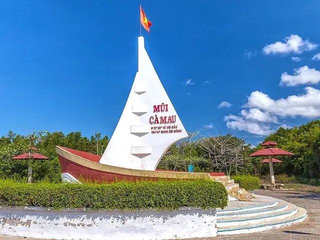 Cẩm Nang Đất Mũi: Từ Điểm Cực Nam Tổ Quốc Đến Hành Trình Khám Phá Miền Tây