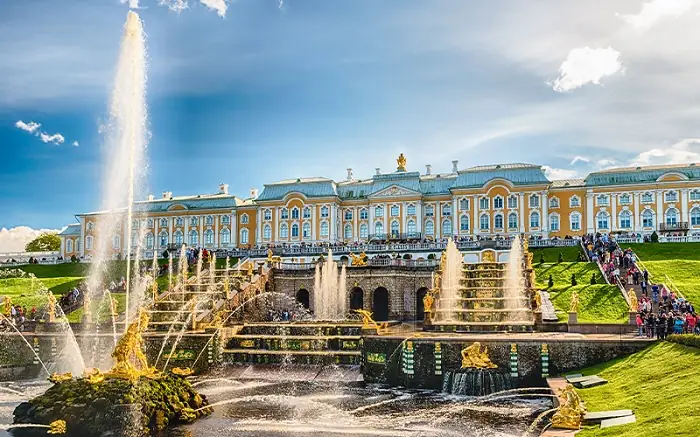 Cẩm Nang Khám Phá Cung Điện Mùa Hè Peterhof - Di Sản Unesco Hàng Đầu Nga