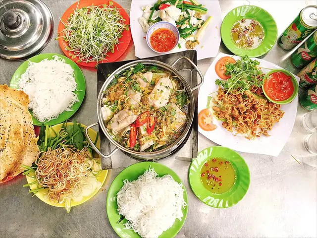 Đặc Sản Bà Rịa Vũng Tàu: Cẩm Nang Thưởng Thức 10 Món Ăn Nổi Tiếng