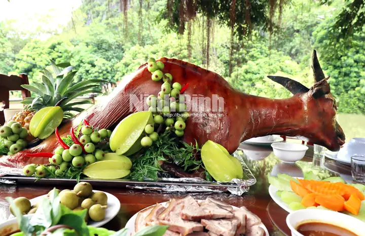 Khám Phá 10 Món Ăn Đặc Trưng Từ Dê Núi Ninh Bình