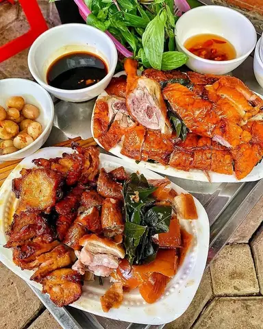 Đặc Sản Vịt Quay Lạng Sơn: Hương Vị Đậm Đà Từ Vùng Cao