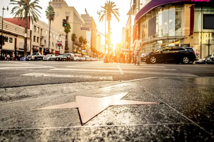 Đại Lộ Danh Vọng Hollywood: Cẩm Nang Toàn Tập Về Biểu Tượng Vinh Danh Giải Trí Đại Lộ Danh Vọng Hollywood: Cẩm Nang Toàn Tập Về Biểu Tượng Vinh Danh Giải Trí
