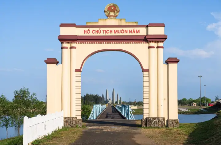 Đài Tưởng Niệm Khát Vọng Thống Nhất Có Đáng Tham Quan Không?