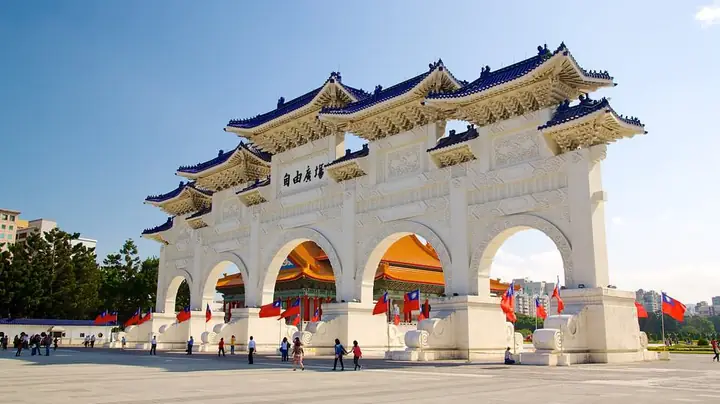 Đài Tưởng Niệm Tưởng Giới Thạch: Kiến Trúc & Lịch Sử