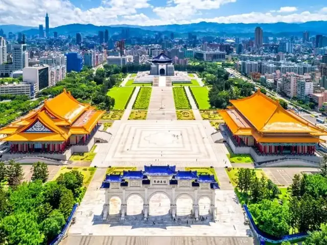 Đài Tưởng Niệm Tưởng Giới Thạch: Kiến Trúc & Lịch Sử