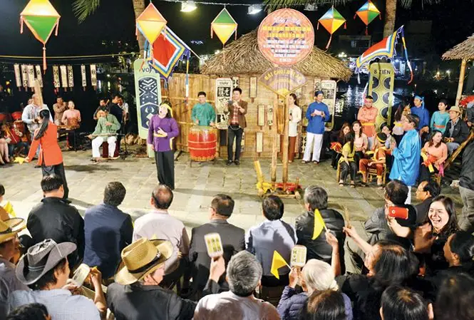 Dân Ca Bài Chòi Phú Yên: Tổng Quan Và Đặc Điểm Nổi Bật