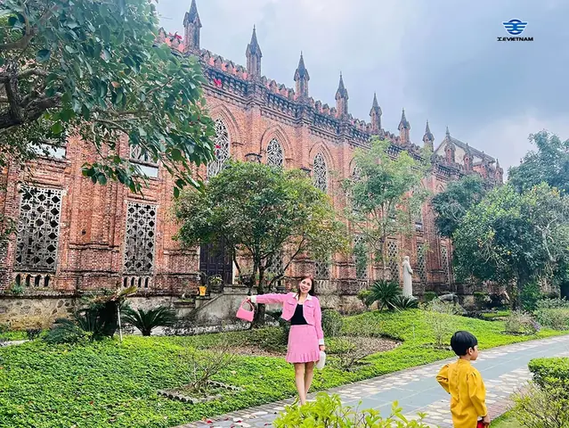 Đan Viện Châu Sơn Ninh Bình: Vẻ Đẹp Âu Châu Cổ Kính Đan Viện Châu Sơn Ninh Bình: Vẻ Đẹp Âu Châu Cổ Kính