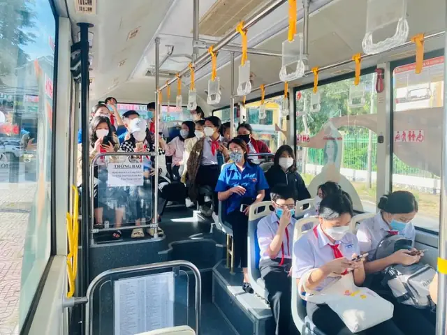 Xe Buýt Hà Nội Toàn Tập: 154 Tuyến, Giá Vé, Lộ Trình Du Lịch Đầy Đủ