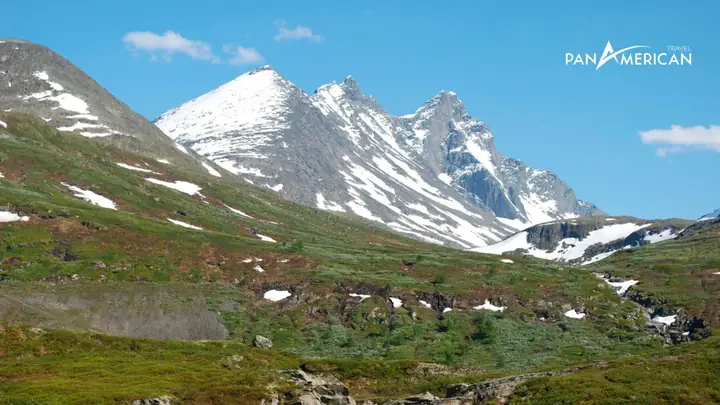 Dãynúi Cao Nhất Châu Âu: Khám Phá Alps, Pyrenees, Carpathians